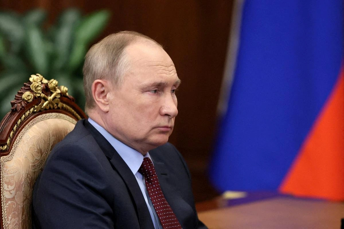 Рейтинги Путіна в Росії котяться до пекла, – опитування